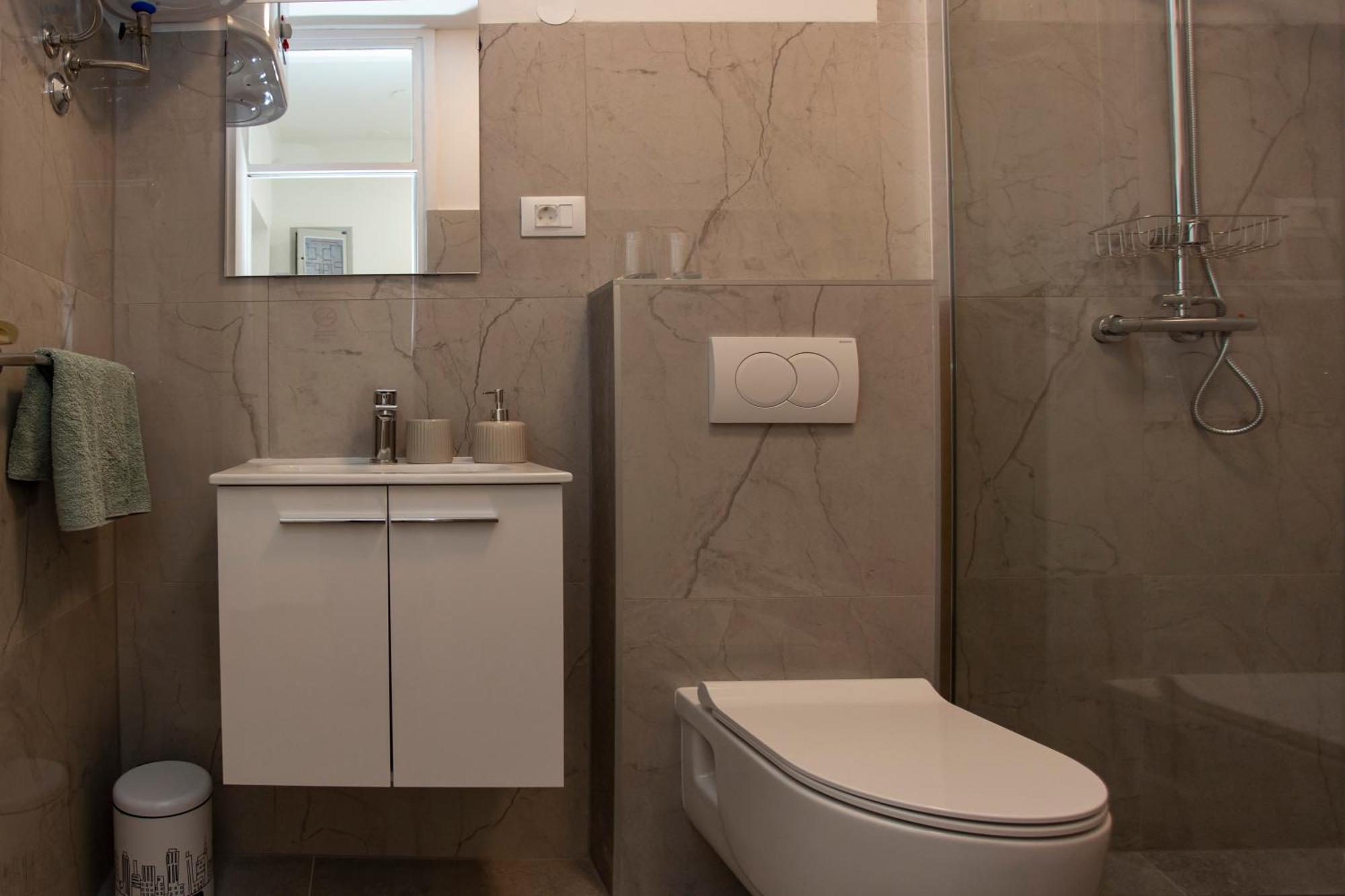 Room Levi Ровинь Экстерьер фото